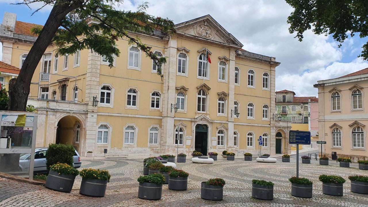 Caldas Da Rainha'S Green & White Exterior photo